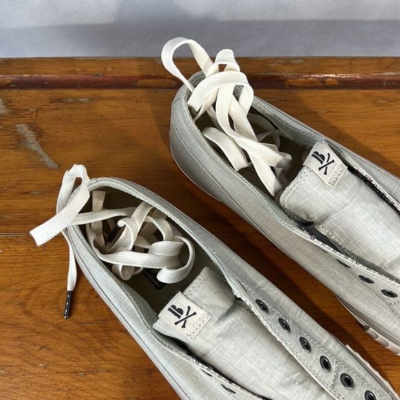 John Varvatos Gray Bootleg Vulcanized Sneakers - Picture 8 of 9